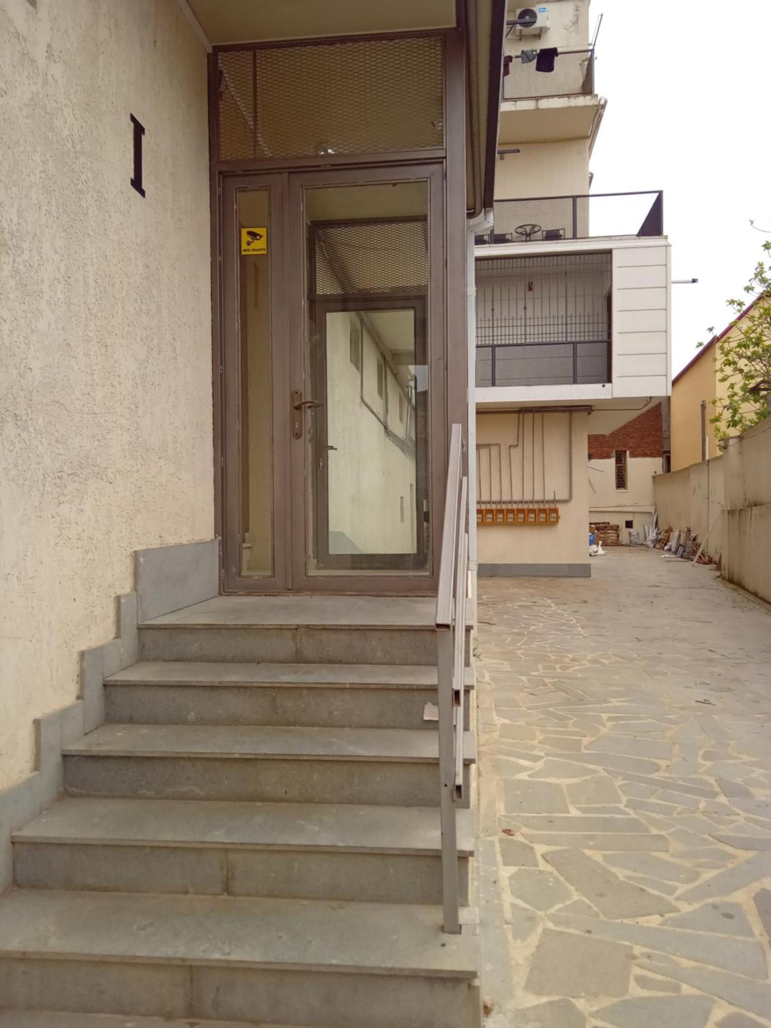 Picasso Apartment Kutaisi Exterior photo